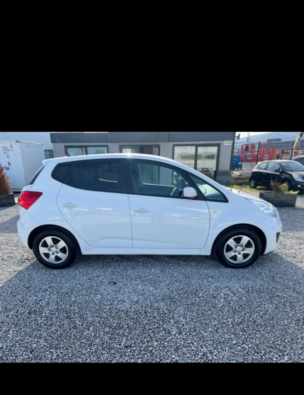 Kia Venga 1.4 CRDI-ПАНОРАМА-РЕАЛНИ КИЛОМЕТРИ-ЕВРО 5 - изображение 3 | Auto.bg Kia Venga 1.4 CRDI-ПАНОРАМА-РЕАЛНИ КИЛОМЕТРИ-ЕВРО 5 - изображение 3