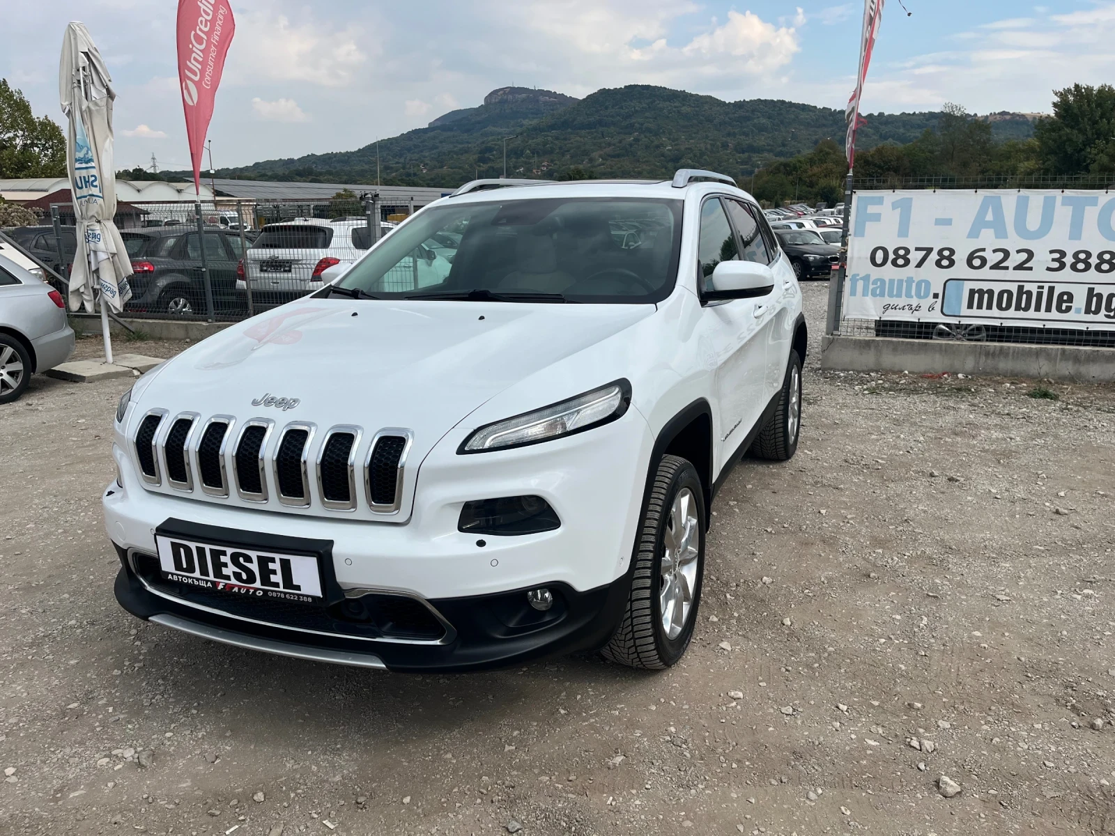 Jeep Cherokee 2.2jTD-200-NAVI-ITALIA | Auto.bg — изображение 1 Jeep Cherokee 2.2jTD-200-NAVI-ITALIA | Auto.bg — изображение 1