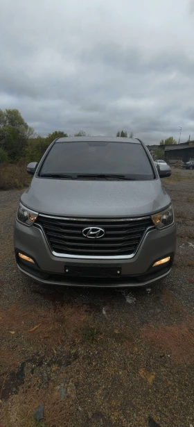 Hyundai Starex Grand Starex 8+ 1