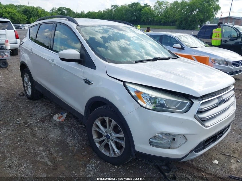 Ford Escape undefined | Auto.bg — изображение 1 Ford Escape undefined | Auto.bg — изображение 1