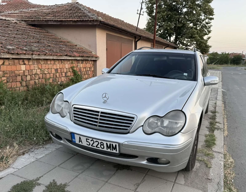 Mercedes-Benz C 220 - 2600 € / 5085.16 лв. - 29532956 1 | Car24.bg Mercedes-Benz C 220 - 2600 € / 5085.16 лв. - 29532956 1
