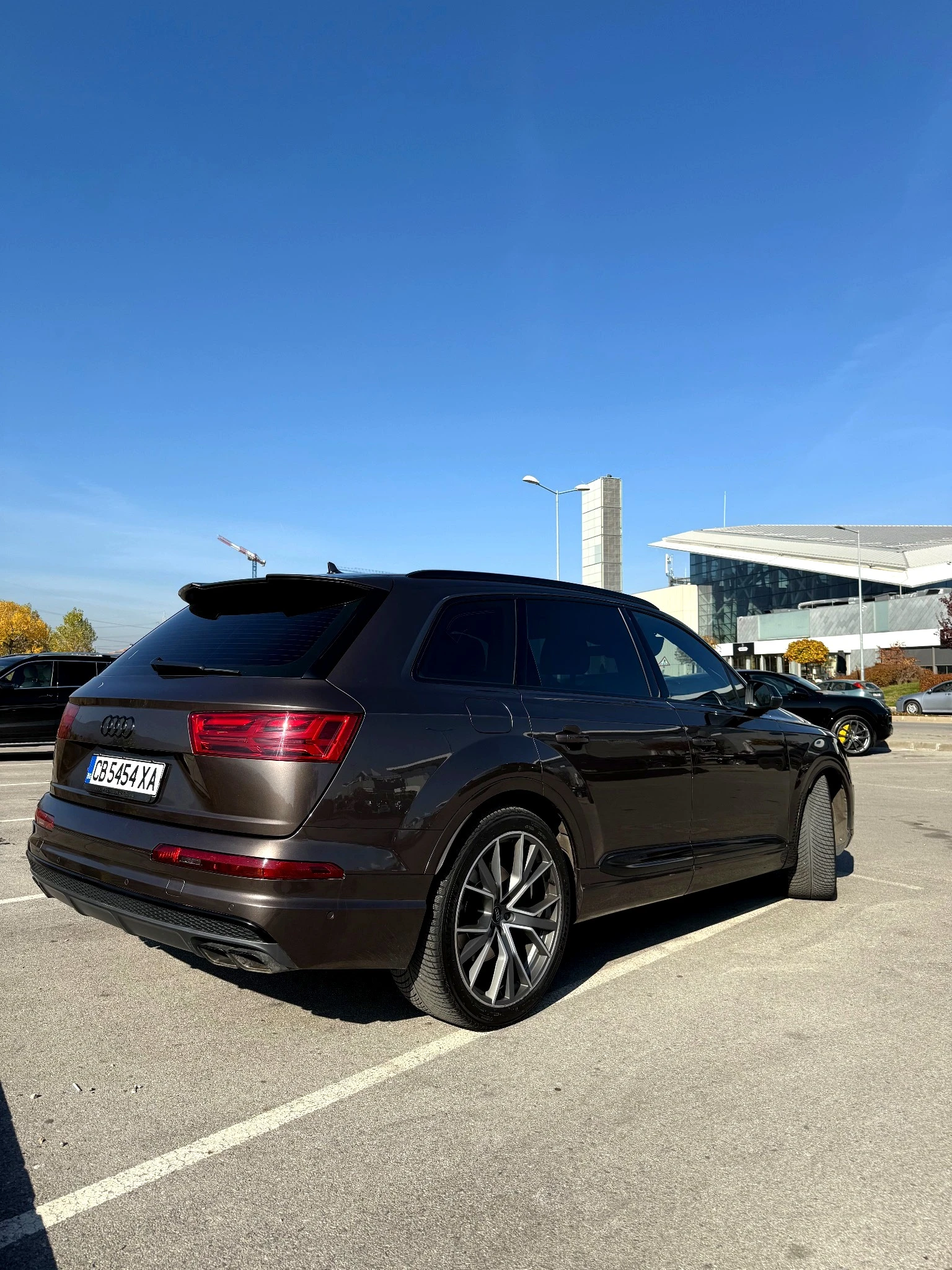 Audi SQ7 Dynamic Pack/48V/Sport Diff/AWS/Night/360 - изображение 2 | Auto.bg Audi SQ7 Dynamic Pack/48V/Sport Diff/AWS/Night/360 - изображение 2