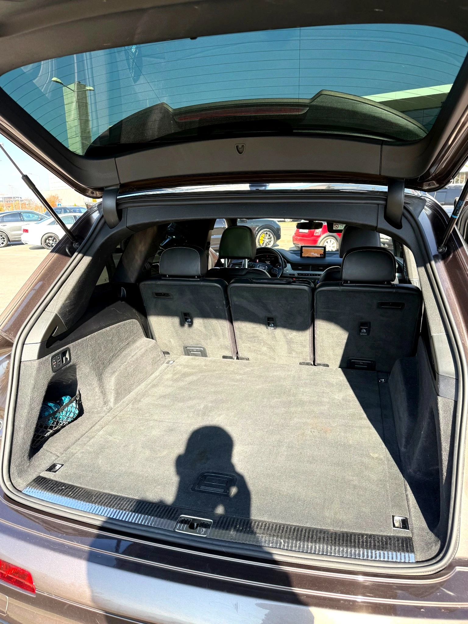 Audi SQ7 Dynamic Pack/48V/Sport Diff/AWS/Night/360 - изображение 8 | Auto.bg Audi SQ7 Dynamic Pack/48V/Sport Diff/AWS/Night/360 - изображение 8