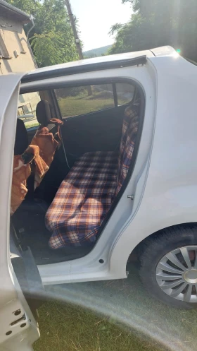Dacia Sandero - 2600 € / 5085.16 лв. - 32816735 13 | Car24.bg Dacia Sandero - 2600 € / 5085.16 лв. - 32816735 13