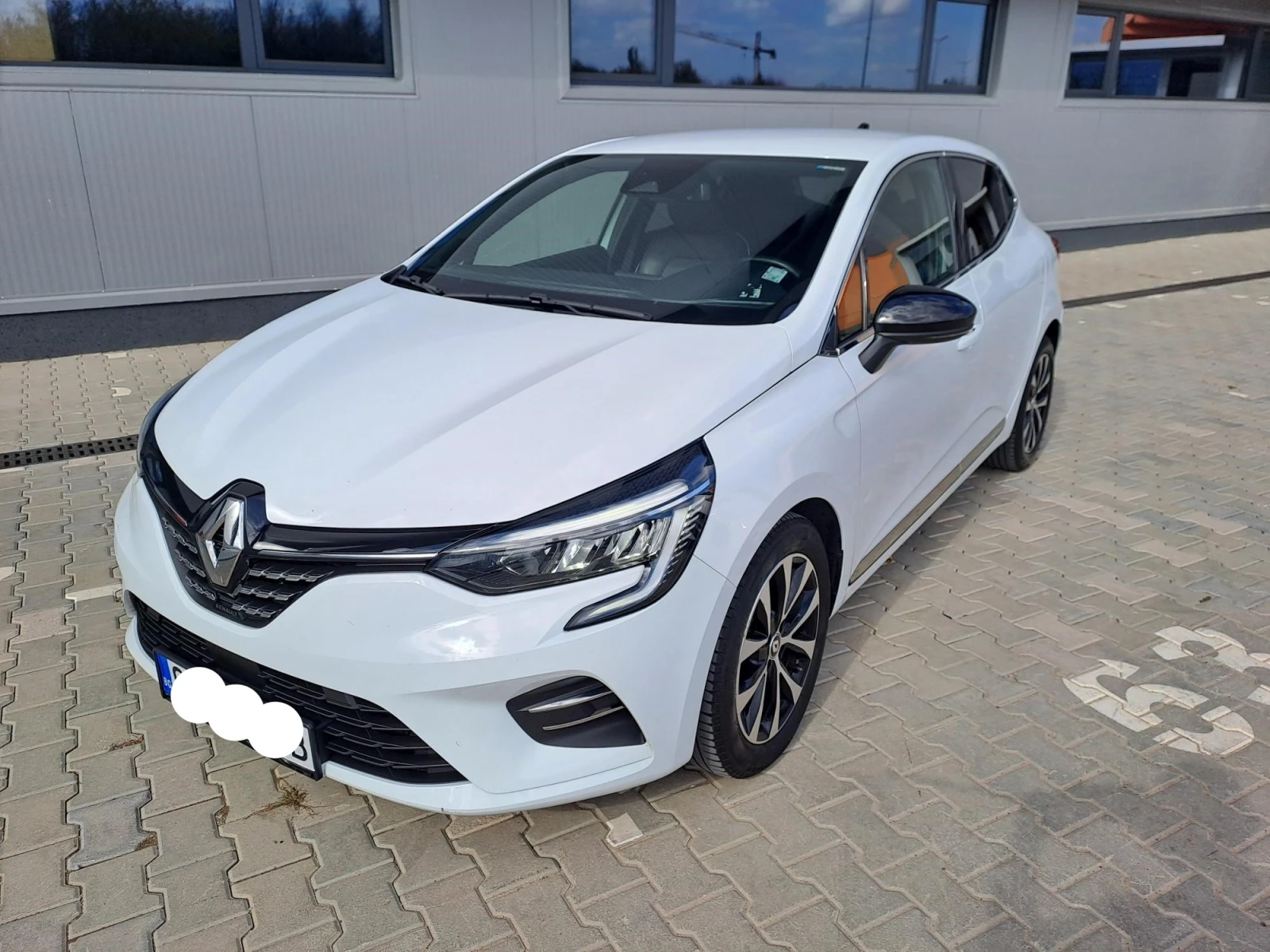 Renault Clio 1.0 TCe Еvolution 90 k.c. AUTOMATIC | Auto.bg — изображение 1 Renault Clio 1.0 TCe Еvolution 90 k.c. AUTOMATIC | Auto.bg — изображение 1