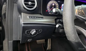 Mercedes-Benz E 43 AMG 4MATIC /ОБДУХВАНЕ/ПАНОРАМА/ДИСТРОНИК/360 | Auto.bg — изображение 16 Mercedes-Benz E 43 AMG 4MATIC /ОБДУХВАНЕ/ПАНОРАМА/ДИСТРОНИК/360 | Auto.bg — изображение 16