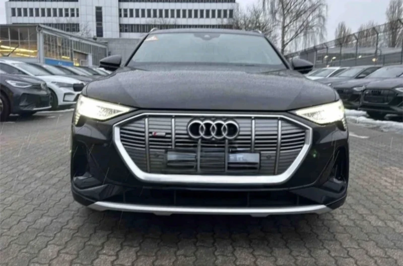 Audi E-Tron 55/Sportback/S-Line/Pano/Hud/360* /B&O - 37900 € / 74125.96 лв. - 42212108 1 | Car24.bg Audi E-Tron 55/Sportback/S-Line/Pano/Hud/360* /B&O - 37900 € / 74125.96 лв. - 42212108 1