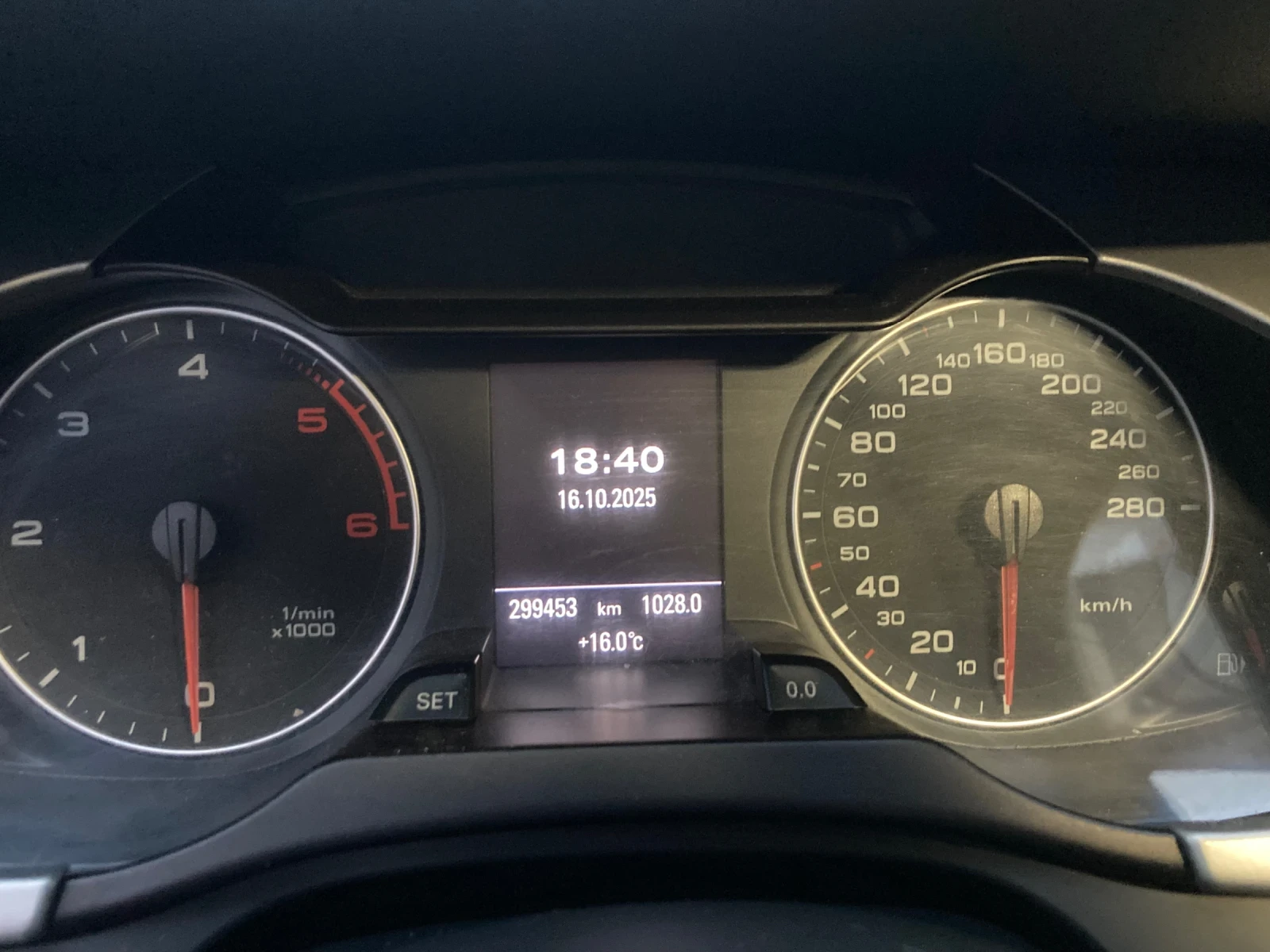 Audi A4 2.0 TDI QUATTRO - 170 к.с. - изображение 8 | Auto.bg Audi A4 2.0 TDI QUATTRO - 170 к.с. - изображение 8