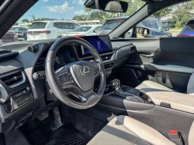 Lexus UX UX 250h | Clean CarFax | Local MB Vehicle | Two Se | Auto.bg — изображение 9 Lexus UX UX 250h | Clean CarFax | Local MB Vehicle | Two Se | Auto.bg — изображение 9