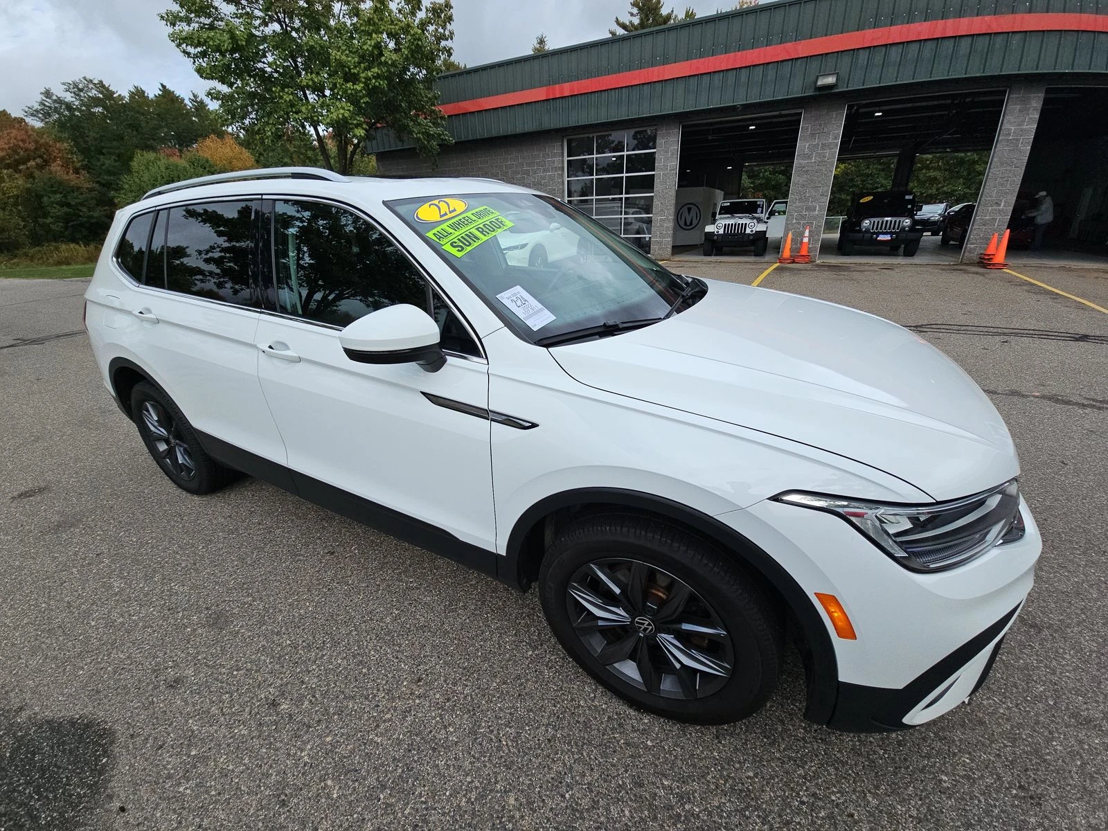 VW Tiguan 4motion* Пано* 360* Кожа* Digital - изображение 3 | Auto.bg VW Tiguan 4motion* Пано* 360* Кожа* Digital - изображение 3