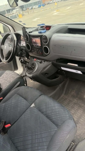 Peugeot Partner 1.6Hdi 90кс | Auto.bg — изображение 9 Peugeot Partner 1.6Hdi 90кс | Auto.bg — изображение 9