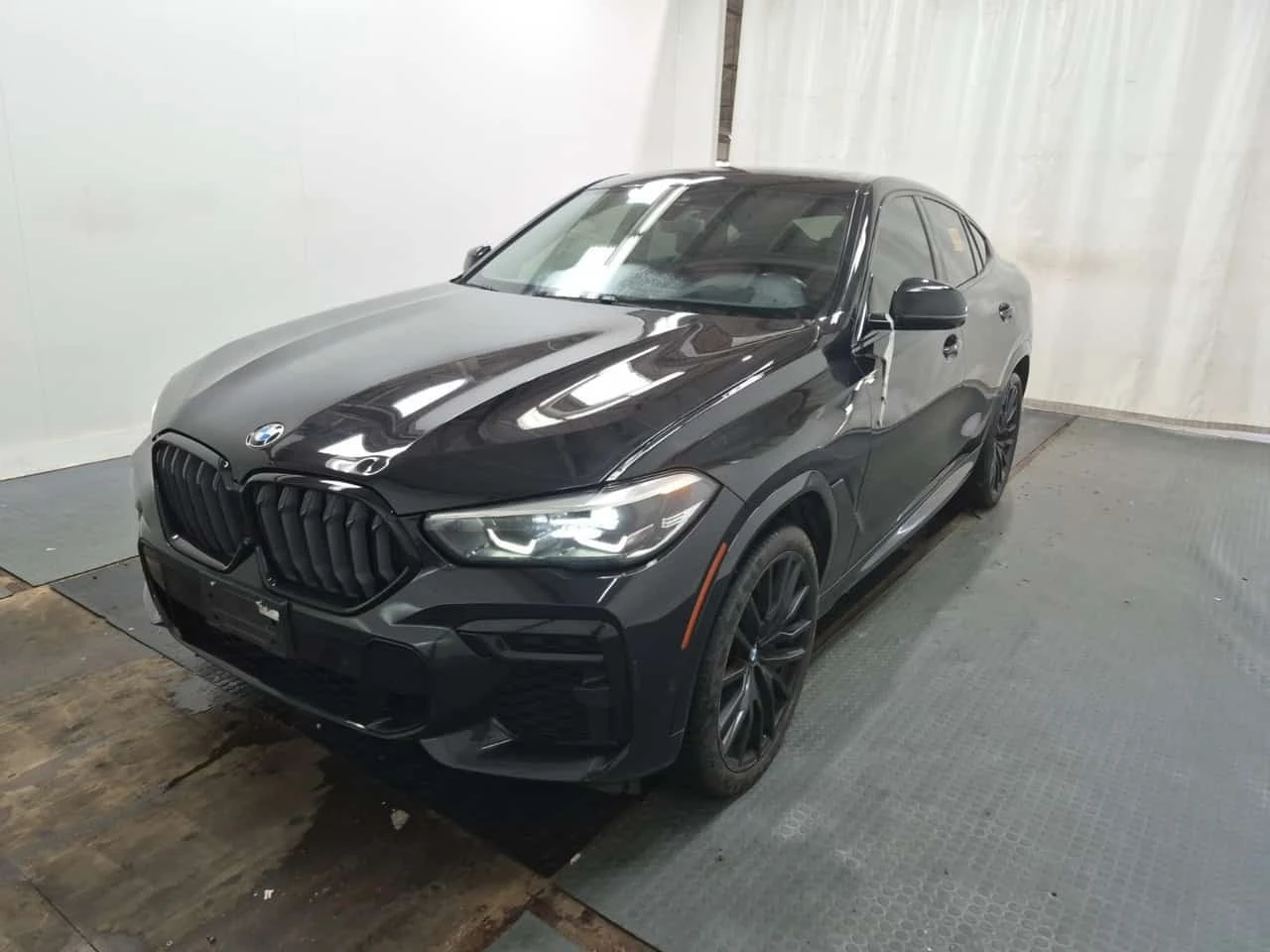 BMW X6 Sports Activity Coupe Xdrive40i CARFAX | Auto.bg — изображение 1 BMW X6 Sports Activity Coupe Xdrive40i CARFAX | Auto.bg — изображение 1