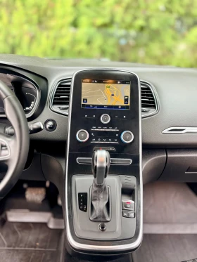 Renault Scenic 1.7dCI AUT/SERVICE HISTORY/LIMITED/NAVI - 21399 лв. / 10941.13 € - 12402066 11 | Car24.bg Renault Scenic 1.7dCI AUT/SERVICE HISTORY/LIMITED/NAVI - 21399 лв. / 10941.13 € - 12402066 11