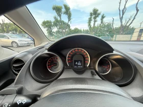 Honda Jazz 1.4 I - Автоматик | Auto.bg — изображение 15 Honda Jazz 1.4 I - Автоматик | Auto.bg — изображение 15