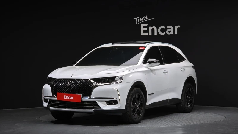 Citroen DS 7 Crossback 2.0 BlueHDi Grand Chic - 19350 € / 37845.31 лв. - 23717305 1 | Car24.bg Citroen DS 7 Crossback 2.0 BlueHDi Grand Chic - 19350 € / 37845.31 лв. - 23717305 1