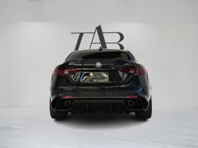 Alfa Romeo Giulia Quadrifoglio RWD * DIS * HARMAN KARDON * ПОДГРЕВИ | Auto.bg — изображение 5 Alfa Romeo Giulia Quadrifoglio RWD * DIS * HARMAN KARDON * ПОДГРЕВИ | Auto.bg — изображение 5