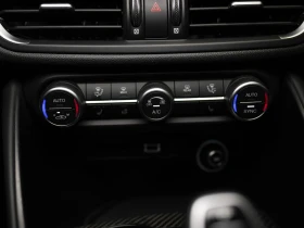 Alfa Romeo Giulia Quadrifoglio RWD * DIS * HARMAN KARDON * ПОДГРЕВИ | Auto.bg — изображение 14 Alfa Romeo Giulia Quadrifoglio RWD * DIS * HARMAN KARDON * ПОДГРЕВИ | Auto.bg — изображение 14