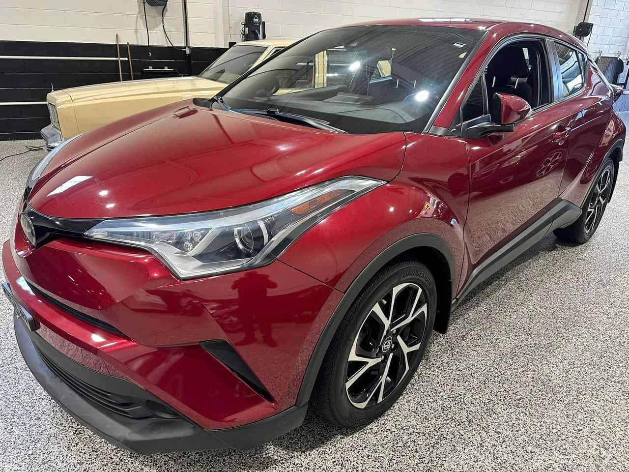 Toyota C-HR * XLE * АВТОКРЕДИТ БЕЗ ПЪРВОНАЧАЛНА ВНОСКА* | Auto.bg — изображение 1 Toyota C-HR * XLE * АВТОКРЕДИТ БЕЗ ПЪРВОНАЧАЛНА ВНОСКА* | Auto.bg — изображение 1