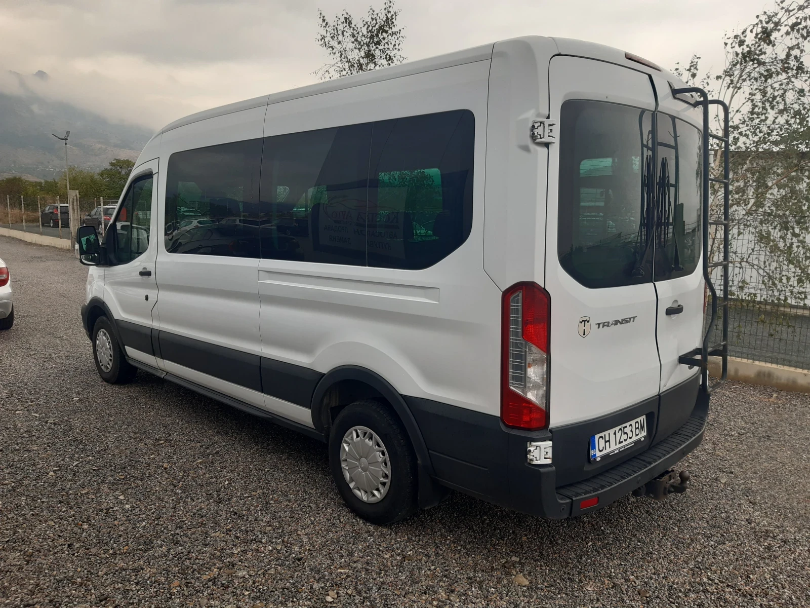 Ford Transit 8+ 1 - изображение 7 | Auto.bg Ford Transit 8+ 1 - изображение 7