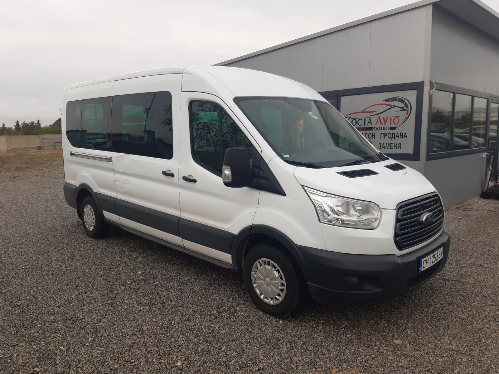 Ford Transit 8+ 1 - изображение 2 | Auto.bg Ford Transit 8+ 1 - изображение 2