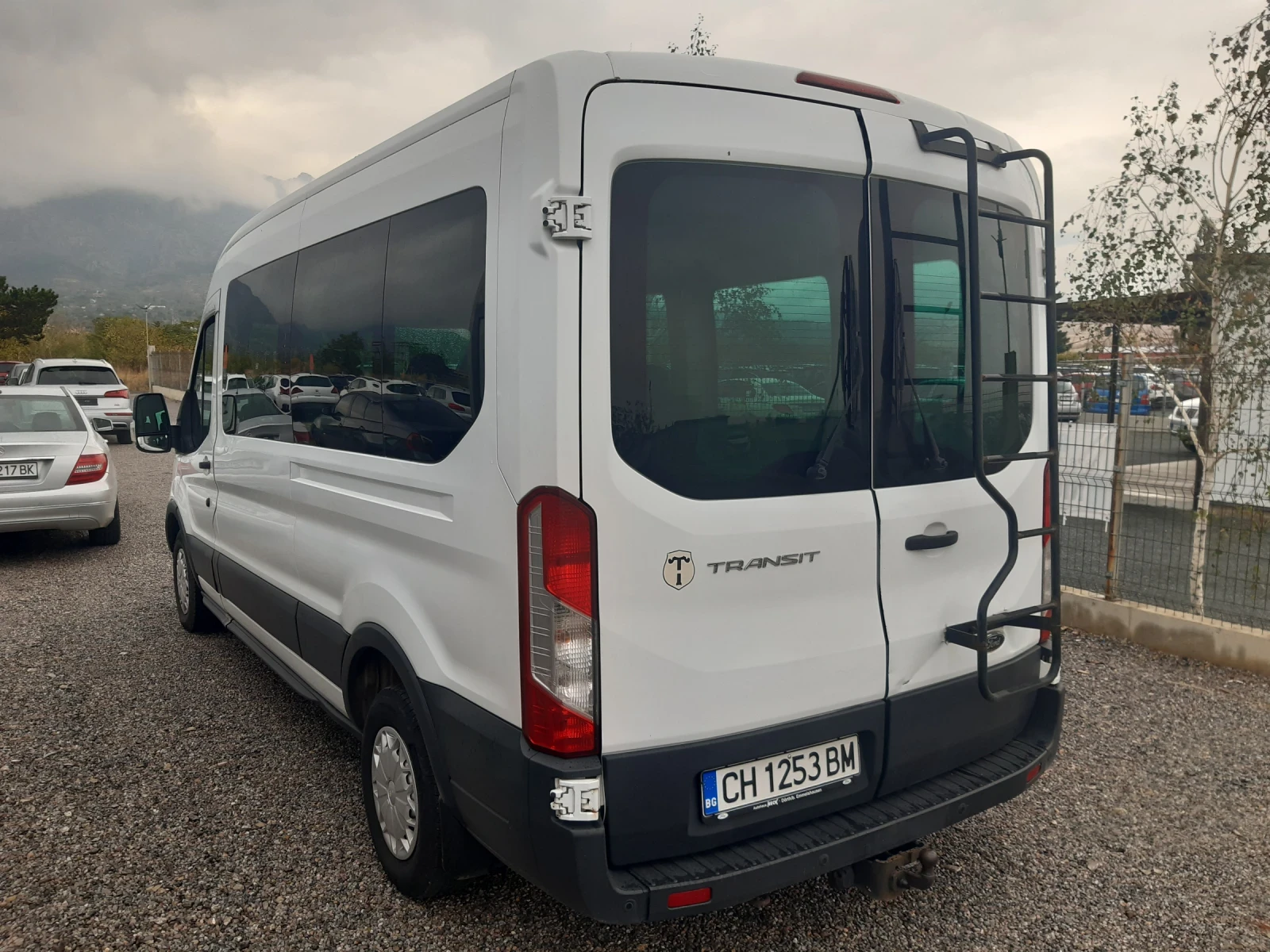 Ford Transit 8+ 1 - изображение 6 | Auto.bg Ford Transit 8+ 1 - изображение 6