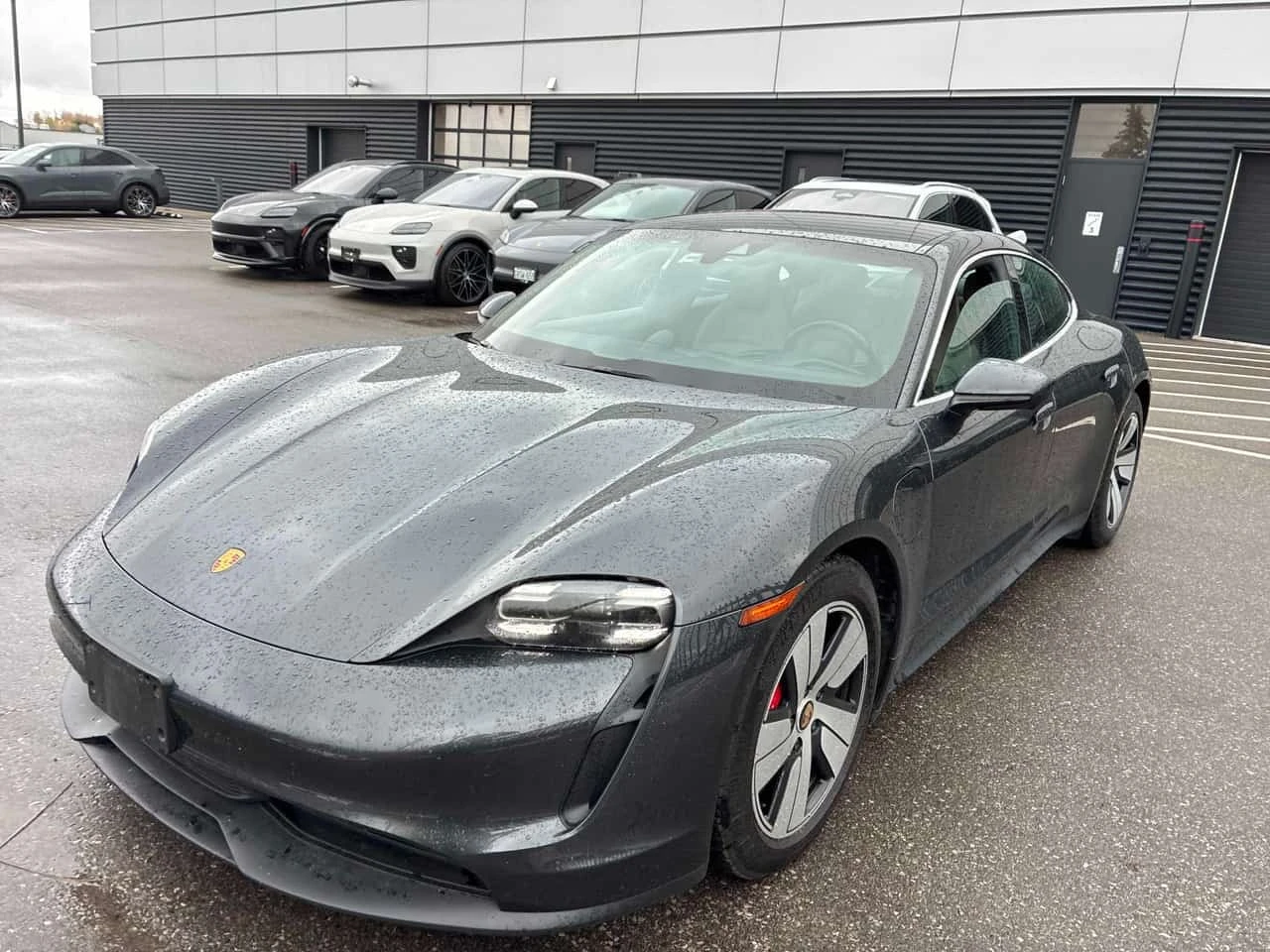 Porsche Taycan * 4S * CARFAX * ОПЦИЯ ЗА ФИНАНСИРАНЕ | Auto.bg — изображение 1 Porsche Taycan * 4S * CARFAX * ОПЦИЯ ЗА ФИНАНСИРАНЕ | Auto.bg — изображение 1