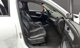 Volvo XC40 undefined | Auto.bg — изображение 11 Volvo XC40 undefined | Auto.bg — изображение 11