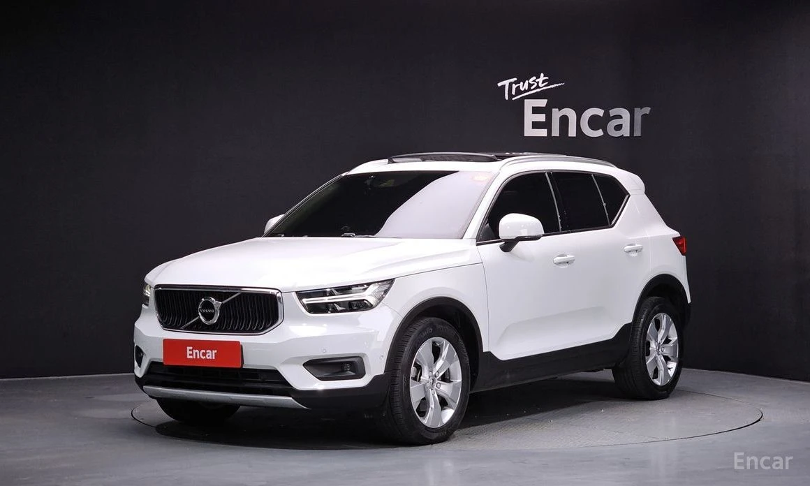 Volvo XC40 undefined | Auto.bg — изображение 1 Volvo XC40 undefined | Auto.bg — изображение 1