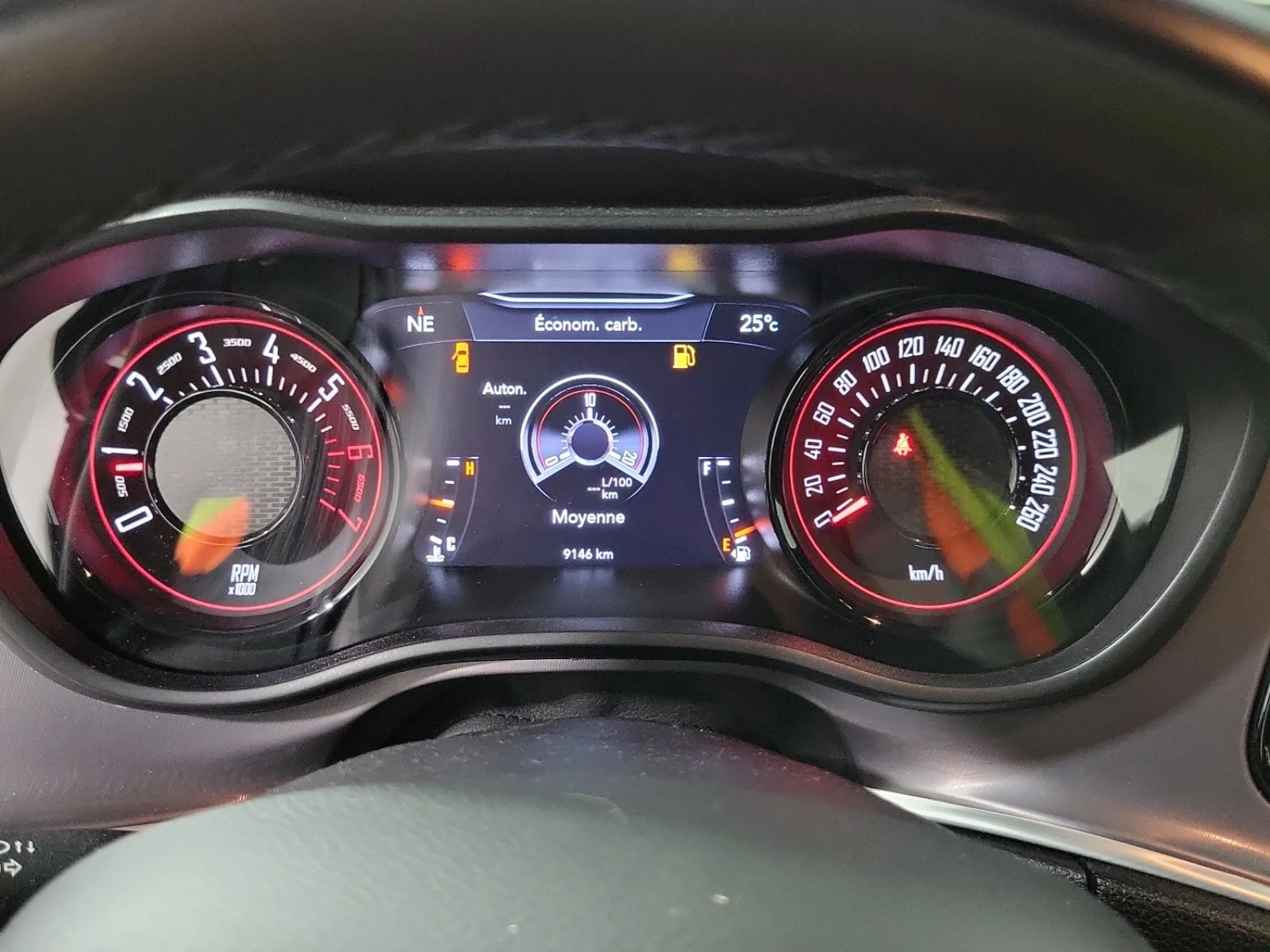 Dodge Challenger * R/T* CARFAX * БЕЗ ПЪРВОНАЧАЛНА ВНОСКА - изображение 8 | Auto.bg Dodge Challenger * R/T* CARFAX * БЕЗ ПЪРВОНАЧАЛНА ВНОСКА - изображение 8