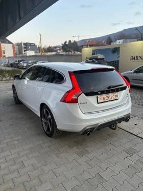 Volvo V60 PLUG IN HYBRID DIESEL - 7500 € / 14668.73 лв. - 76088219 4 | Car24.bg Volvo V60 PLUG IN HYBRID DIESEL - 7500 € / 14668.73 лв. - 76088219 4