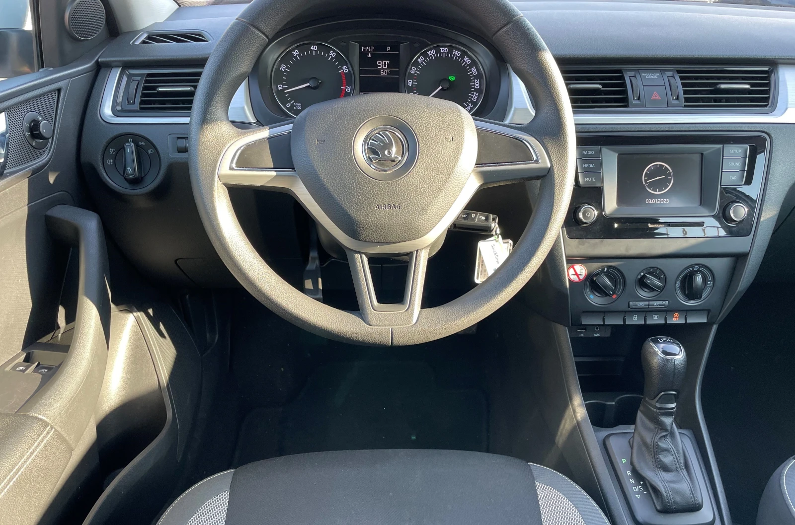 Skoda Rapid 1.0 TSI, 95hp, 7DSG, EU6 - изображение 7 | Auto.bg Skoda Rapid 1.0 TSI, 95hp, 7DSG, EU6 - изображение 7