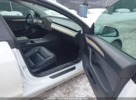 Tesla Model 3 - 13500 € / 26403.70 лв. - 77924775 5 | Car24.bg Tesla Model 3 - 13500 € / 26403.70 лв. - 77924775 5