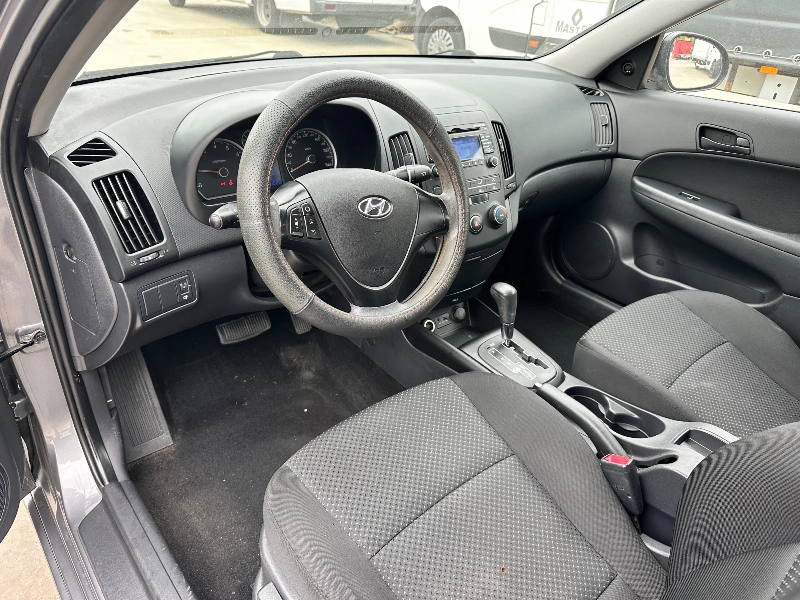 Hyundai I30 1.6i* АВТОМАТИК* 94000км*  - изображение 9 | Auto.bg Hyundai I30 1.6i* АВТОМАТИК* 94000км*  - изображение 9