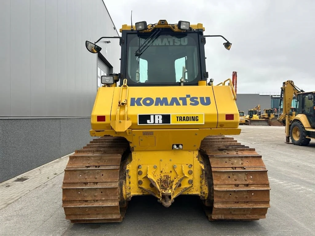 Булдозер Komatsu D 65 WX-18 - изображение 6 | Auto.bg Булдозер Komatsu D 65 WX-18 - изображение 6