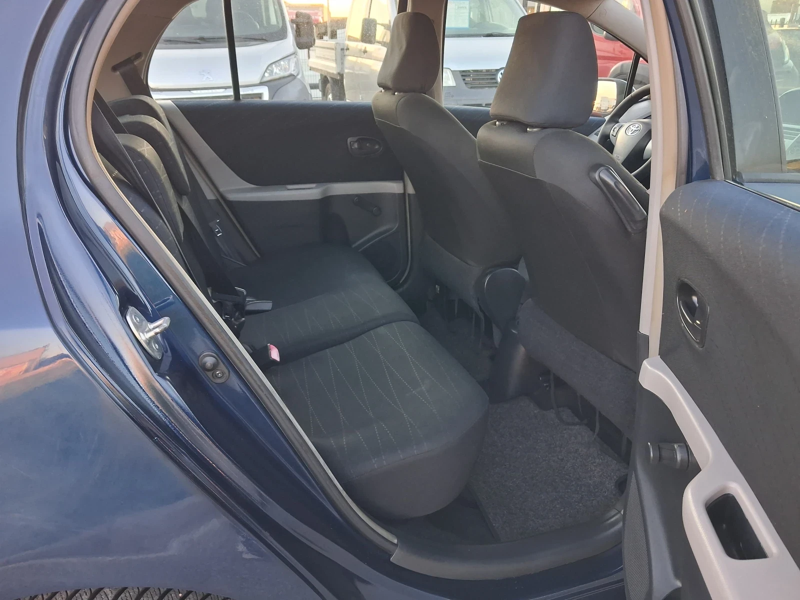Toyota Yaris 1.4 D4D 90к.с.Италия - изображение 10 | Auto.bg Toyota Yaris 1.4 D4D 90к.с.Италия - изображение 10