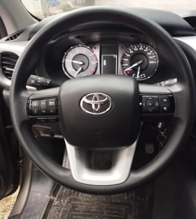 Toyota Hilux Double Cab | Auto.bg — изображение 7 Toyota Hilux Double Cab | Auto.bg — изображение 7