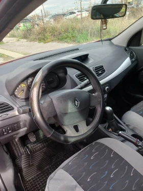 Renault Megane undefined | Auto.bg — изображение 7 Renault Megane undefined | Auto.bg — изображение 7