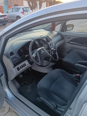 Mitsubishi Grandis | Mobile.bg — малка снимка 8