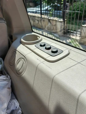 Jeep Commander - 5000 € / 9779.15 лв. - 79875754 14 | Car24.bg Jeep Commander - 5000 € / 9779.15 лв. - 79875754 14