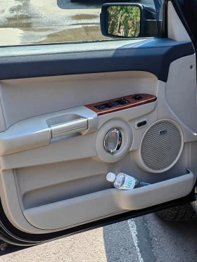 Jeep Commander - 5000 € / 9779.15 лв. - 79875754 15 | Car24.bg Jeep Commander - 5000 € / 9779.15 лв. - 79875754 15