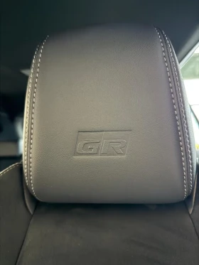 Toyota Rav4 НОВ!/2.5PHEV/309HP/GR-SPORT/360/HUD/MEMO/JBL/662g - 112899 лв. / 57724.34 € - 28324974 14 | Car24.bg Toyota Rav4 НОВ!/2.5PHEV/309HP/GR-SPORT/360/HUD/MEMO/JBL/662g - 112899 лв. / 57724.34 € - 28324974 14