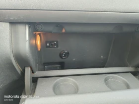 VW Touran 1.9 TDi, 6 скорости, 105 к.с. климатроник, 2009г. | Auto.bg — изображение 13 VW Touran 1.9 TDi, 6 скорости, 105 к.с. климатроник, 2009г. | Auto.bg — изображение 13
