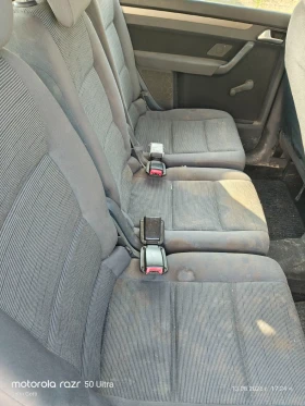 VW Touran 1.9 TDi, 6 скорости, 105 к.с. климатроник, 2009г. | Auto.bg — изображение 8 VW Touran 1.9 TDi, 6 скорости, 105 к.с. климатроник, 2009г. | Auto.bg — изображение 8