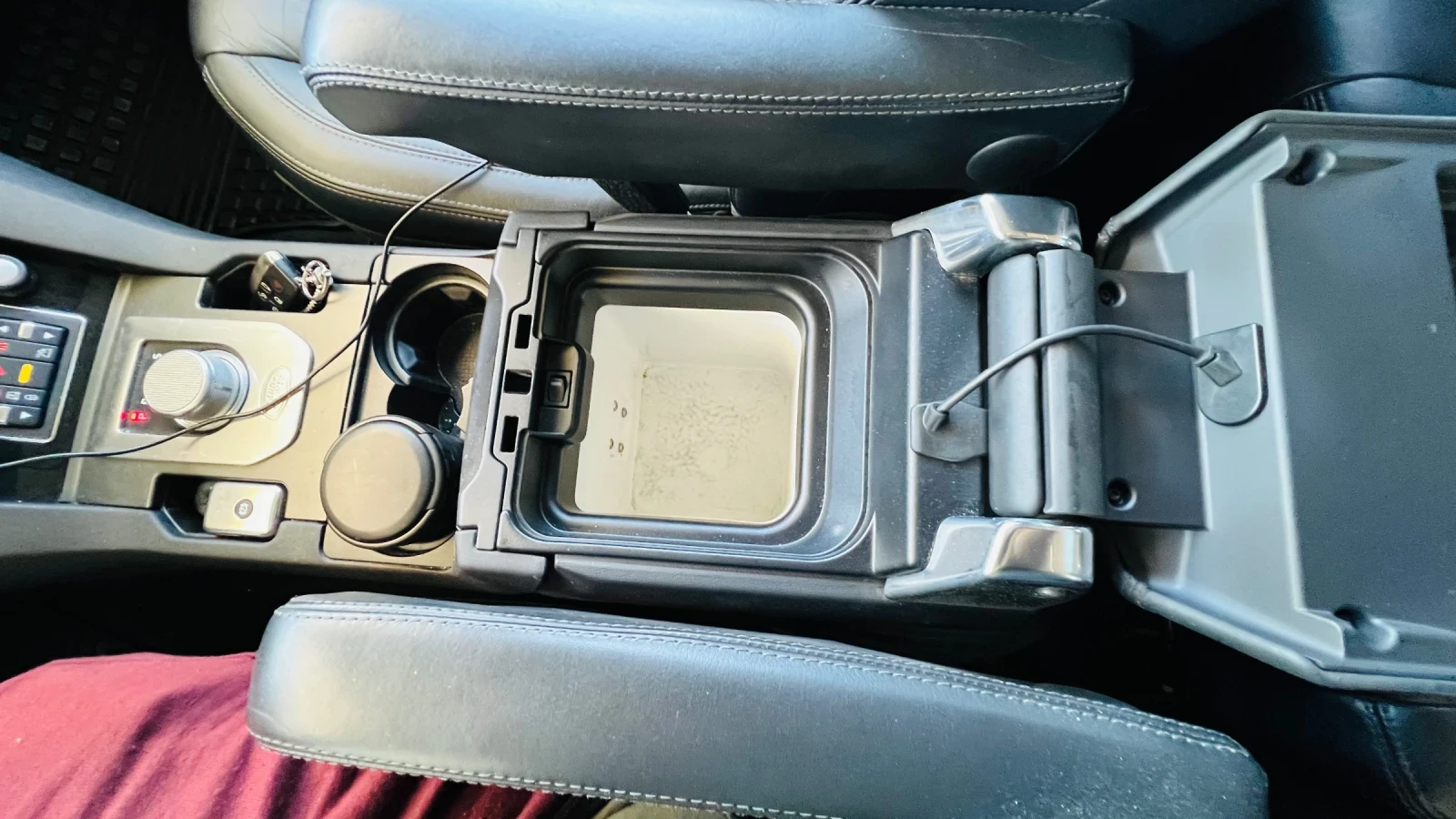 Land Rover Discovery 4 SDV6 HSE, 7 местен - изображение 9 | Auto.bg Land Rover Discovery 4 SDV6 HSE, 7 местен - изображение 9