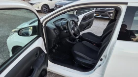 Toyota Aygo 1.0 VVTi NAVI | Auto.bg — изображение 9 Toyota Aygo 1.0 VVTi NAVI | Auto.bg — изображение 9
