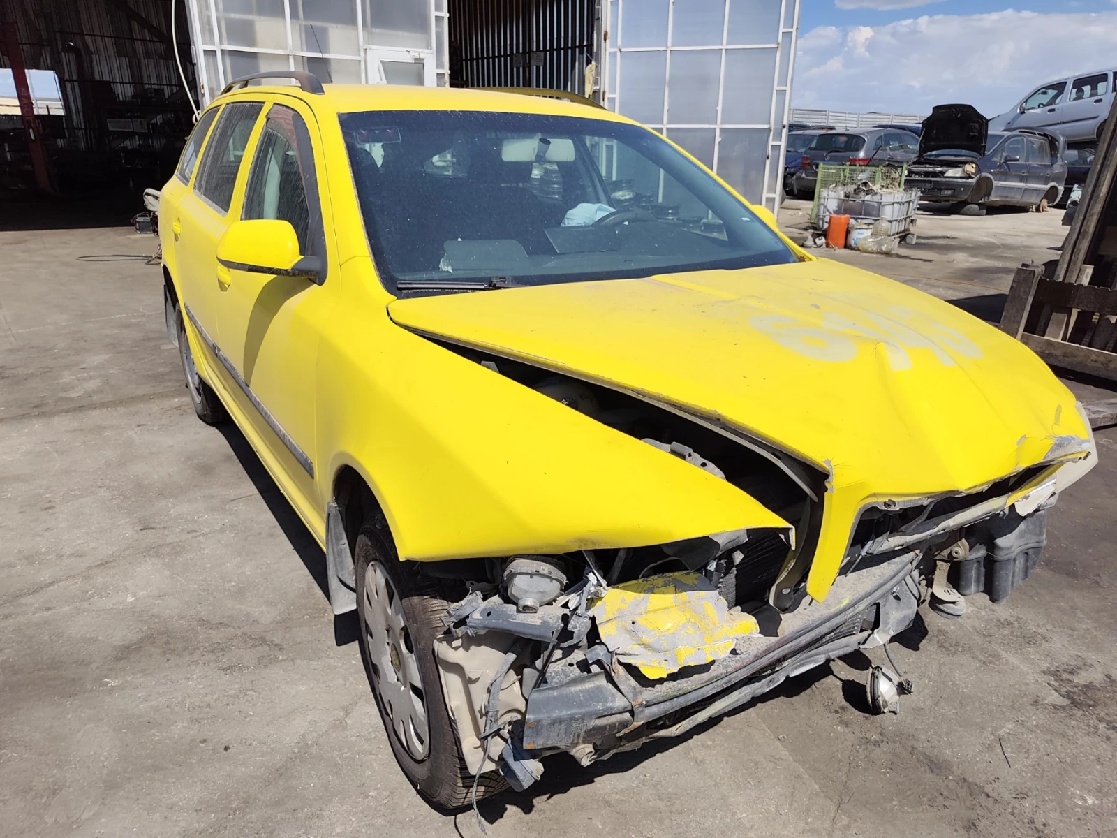 Skoda Octavia 1.6 | Auto.bg — изображение 1 Skoda Octavia 1.6 | Auto.bg — изображение 1