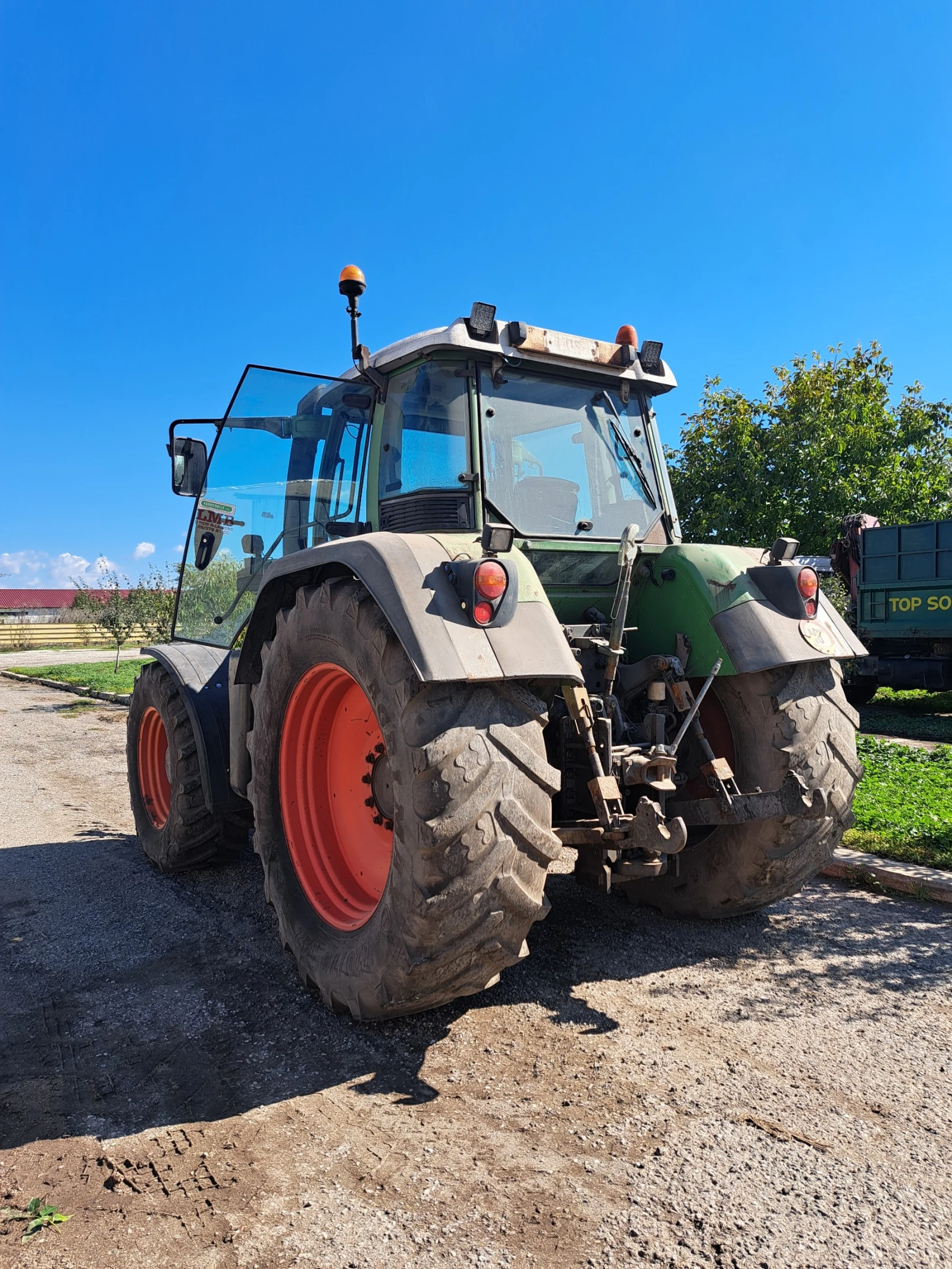 Трактор Fendt 818 VARIO TMS - изображение 4 | Auto.bg Трактор Fendt 818 VARIO TMS - изображение 4
