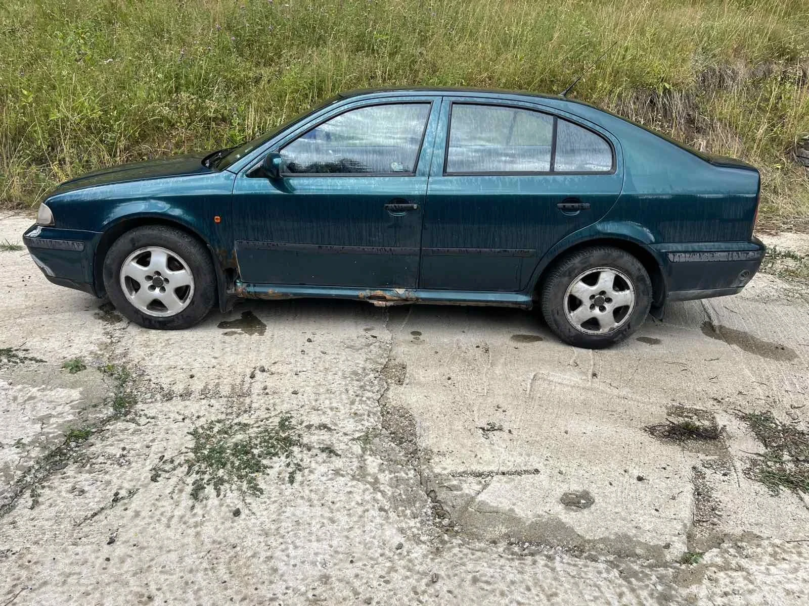 Skoda Octavia 1.8i - изображение 3 | Auto.bg Skoda Octavia 1.8i - изображение 3