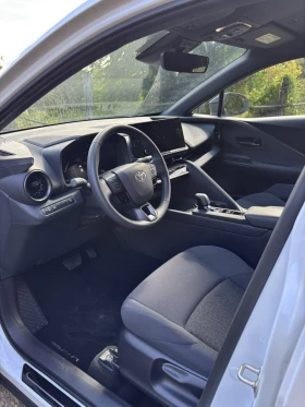Toyota C-HR 1.8 Hybrid Active КАТО НОВА !!! | Auto.bg — изображение 10 Toyota C-HR 1.8 Hybrid Active КАТО НОВА !!! | Auto.bg — изображение 10