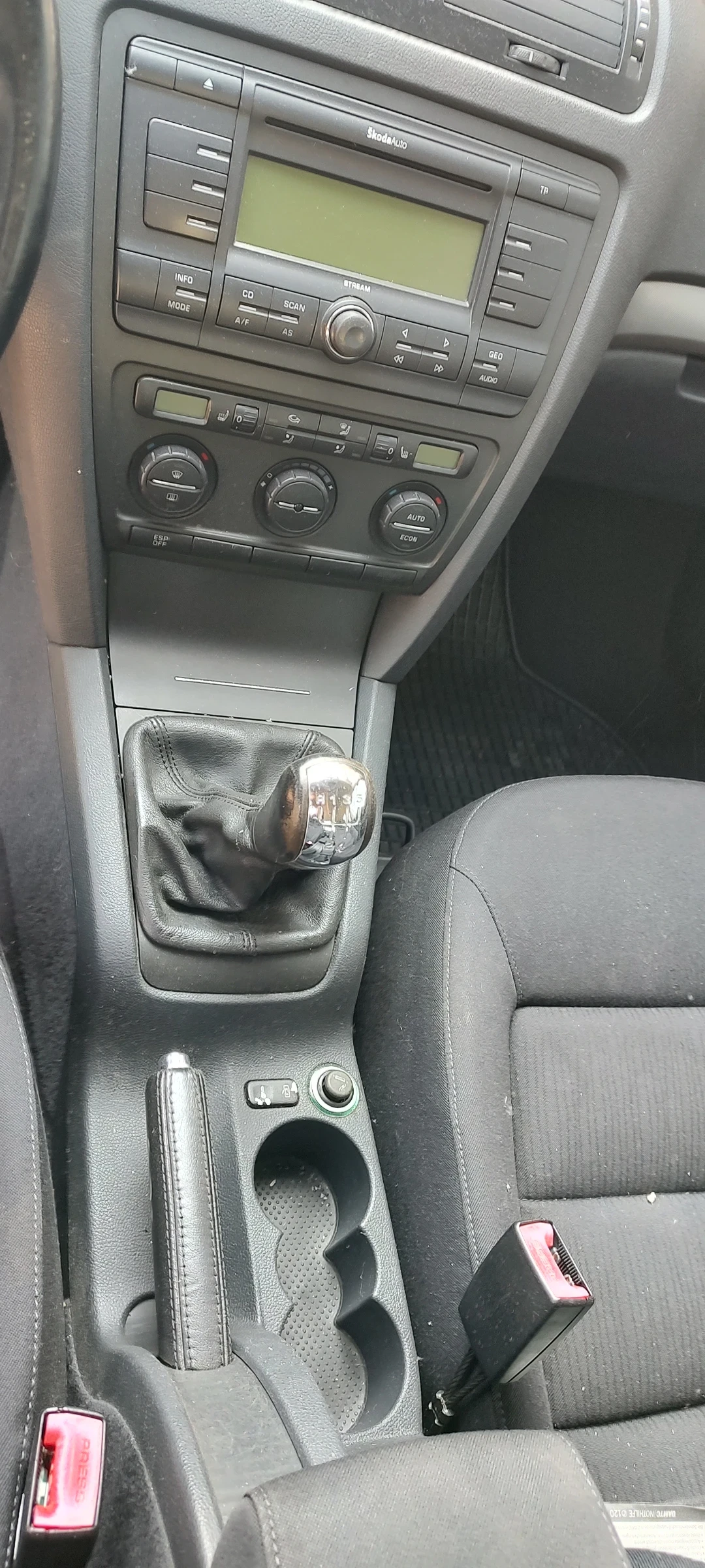 Skoda Octavia  - изображение 4 | Auto.bg Skoda Octavia  - изображение 4